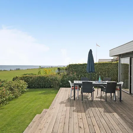 Сasa de vacaciones 3 Bedroom Stunning In